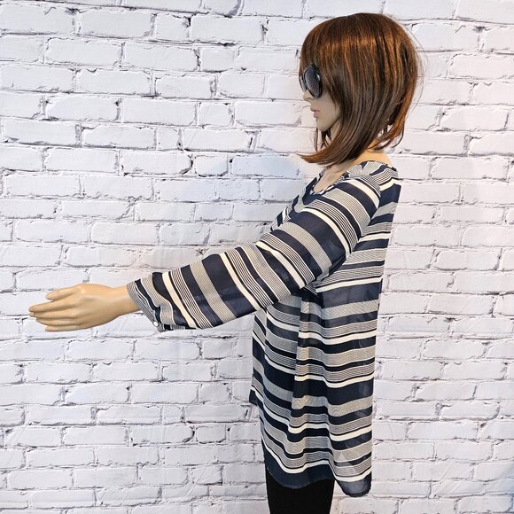 BUNDLE!!   -  The Loft - 2 classic striped lightweight blouses - Picture 4 of 12